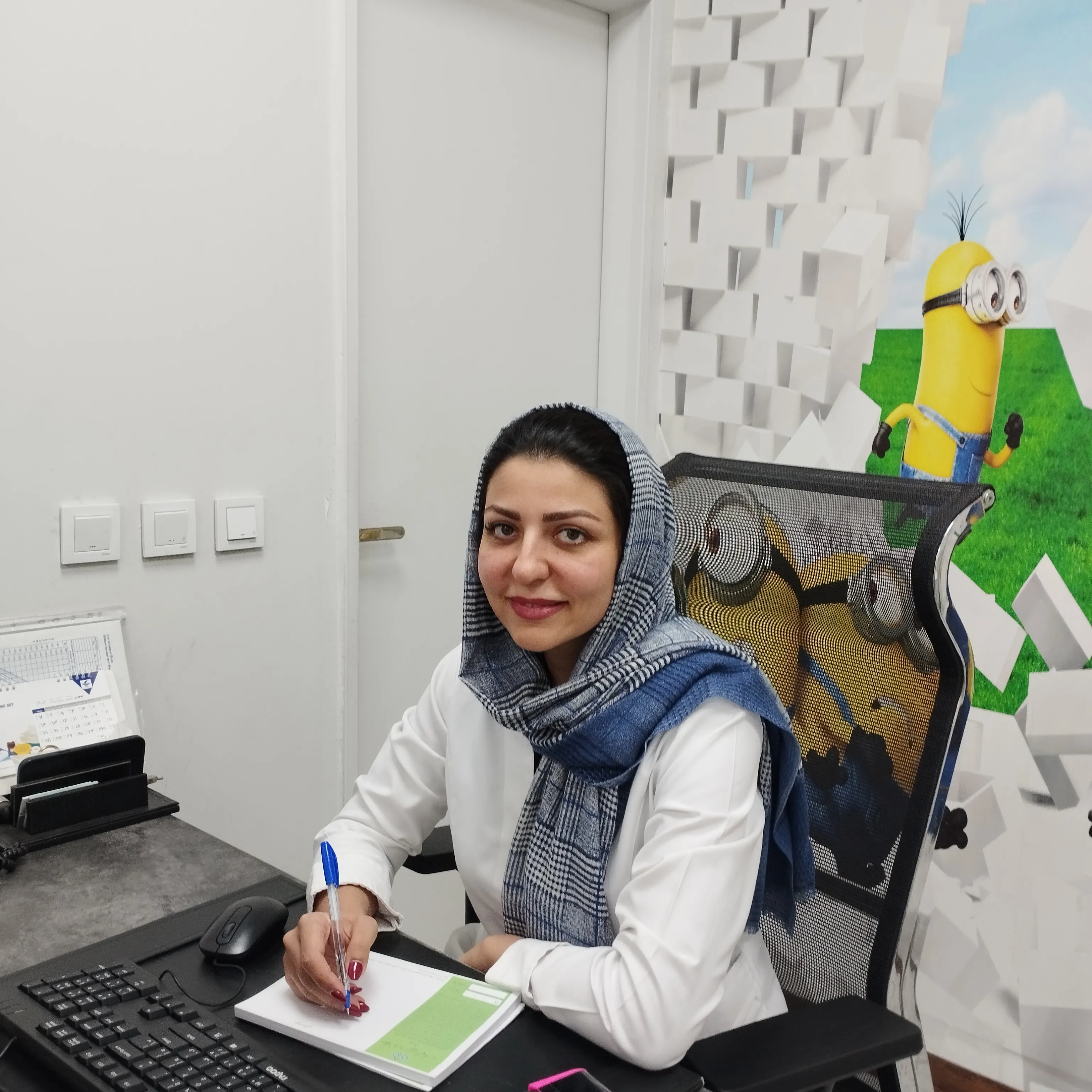 یاسمن خزاعی